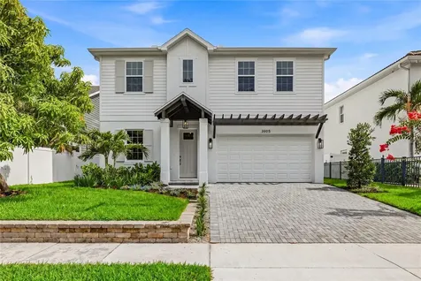 3905 W Tacon Street Tampa FL 33629