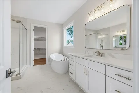 3905 W Tacon Street Tampa FL 33629