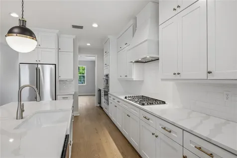 3905 W Tacon Street Tampa FL 33629