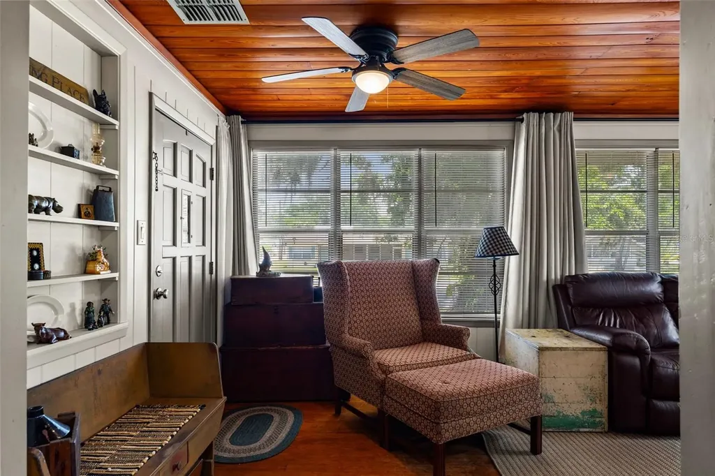 5845 Grand Boulevard New Port Richey FL 34652