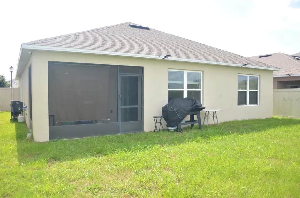511 Noble Avenue Davenport FL 33837