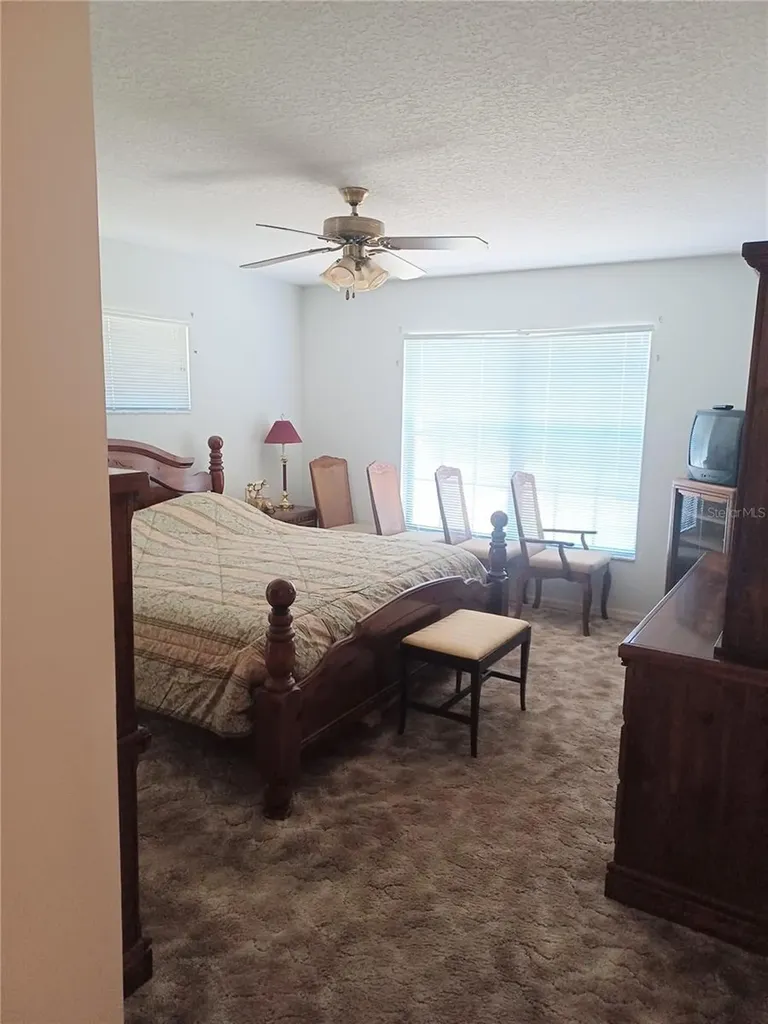 805 Velma Court Tavares FL 32778