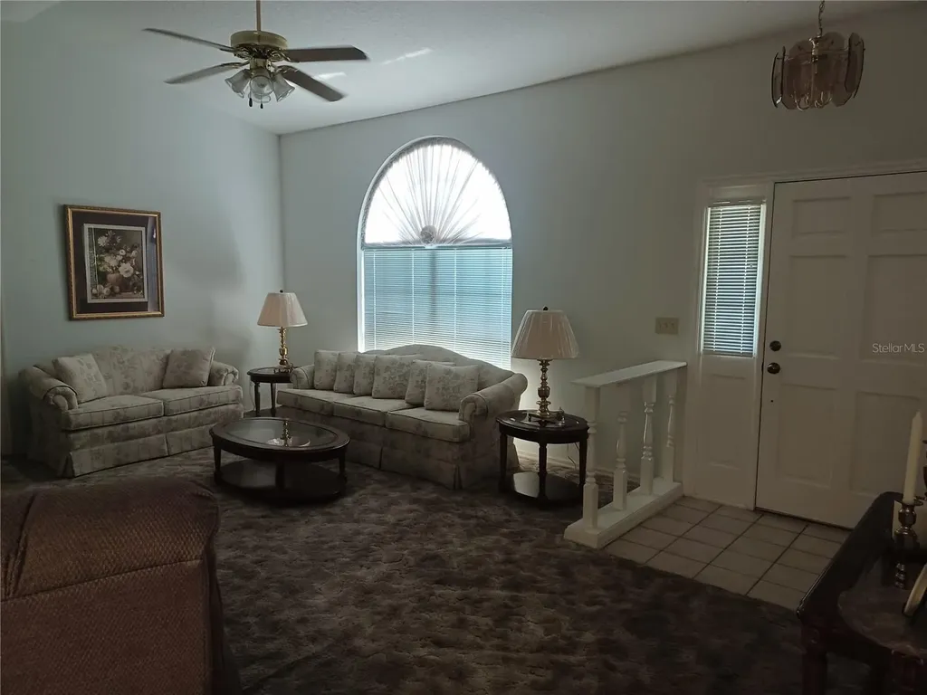 805 Velma Court Tavares FL 32778