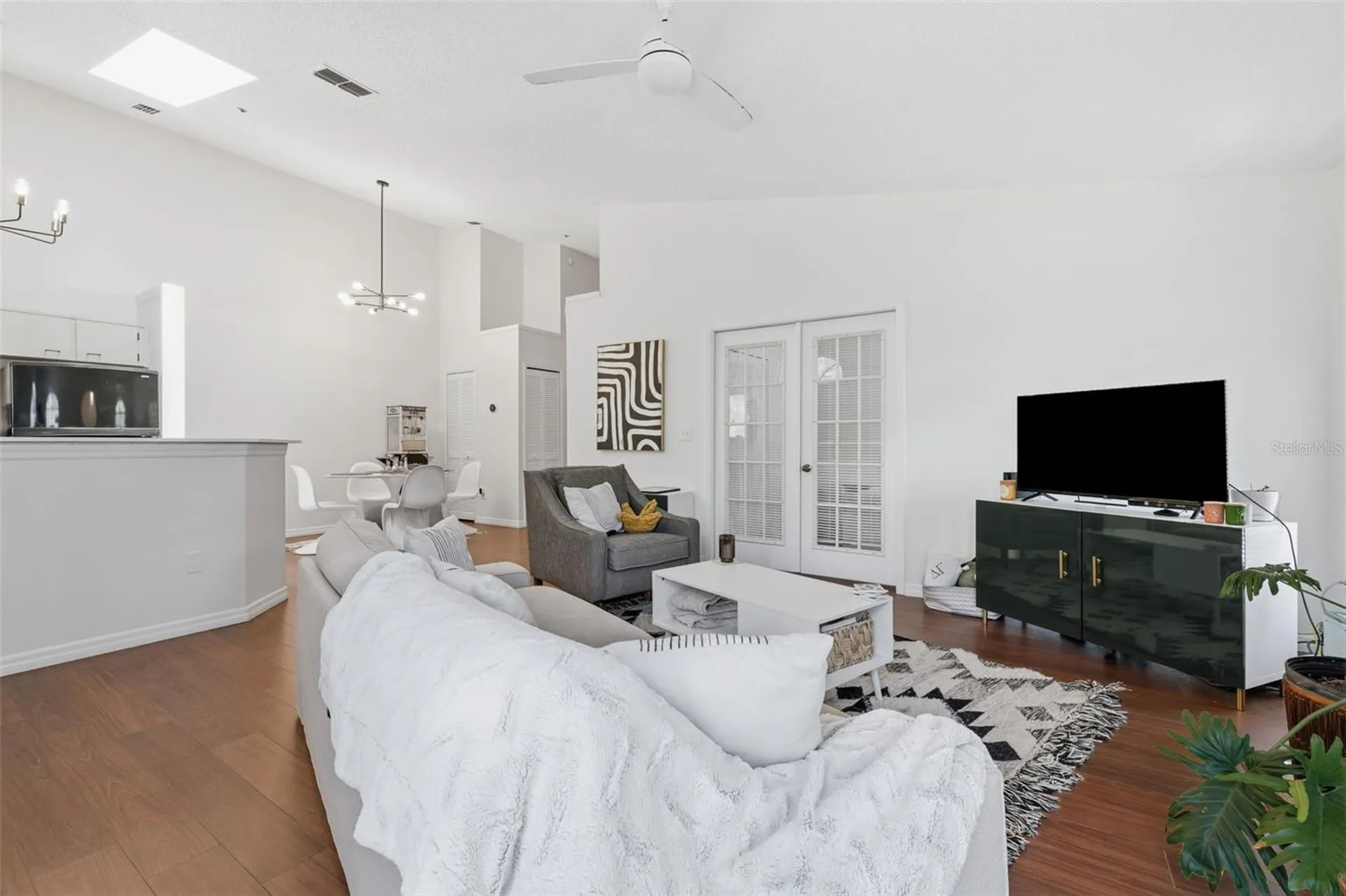 11844 Skylake Place Tampa FL 33617