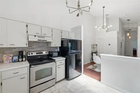 11844 Skylake Place Tampa FL 33617