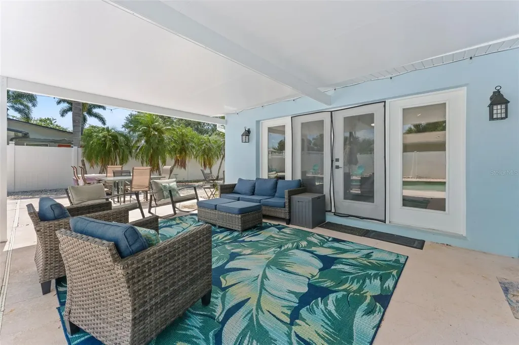 2833 56th Lane N St Petersburg FL 33710