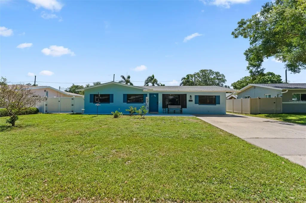 2833 56th Lane N St Petersburg FL 33710