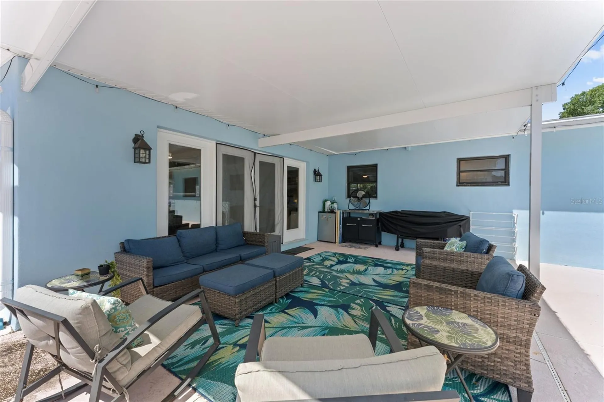 2833 56th Lane N St Petersburg FL 33710