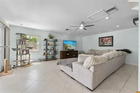 2833 56th Lane N St Petersburg FL 33710