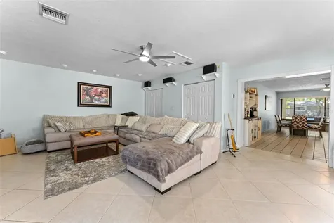 2833 56th Lane N St Petersburg FL 33710