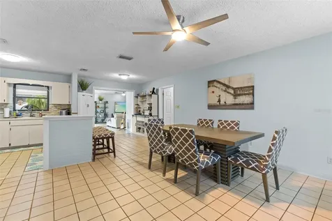 2833 56th Lane N St Petersburg FL 33710