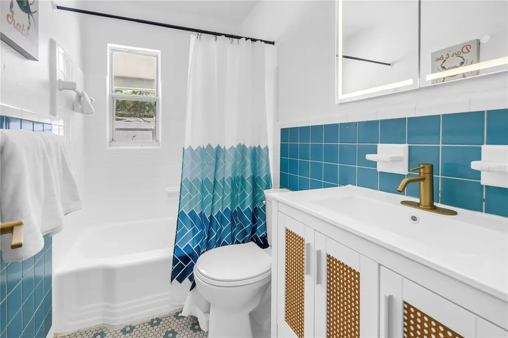 450 47th Street S St Petersburg FL 33711