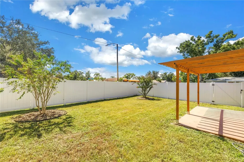 450 47th Street S St Petersburg FL 33711