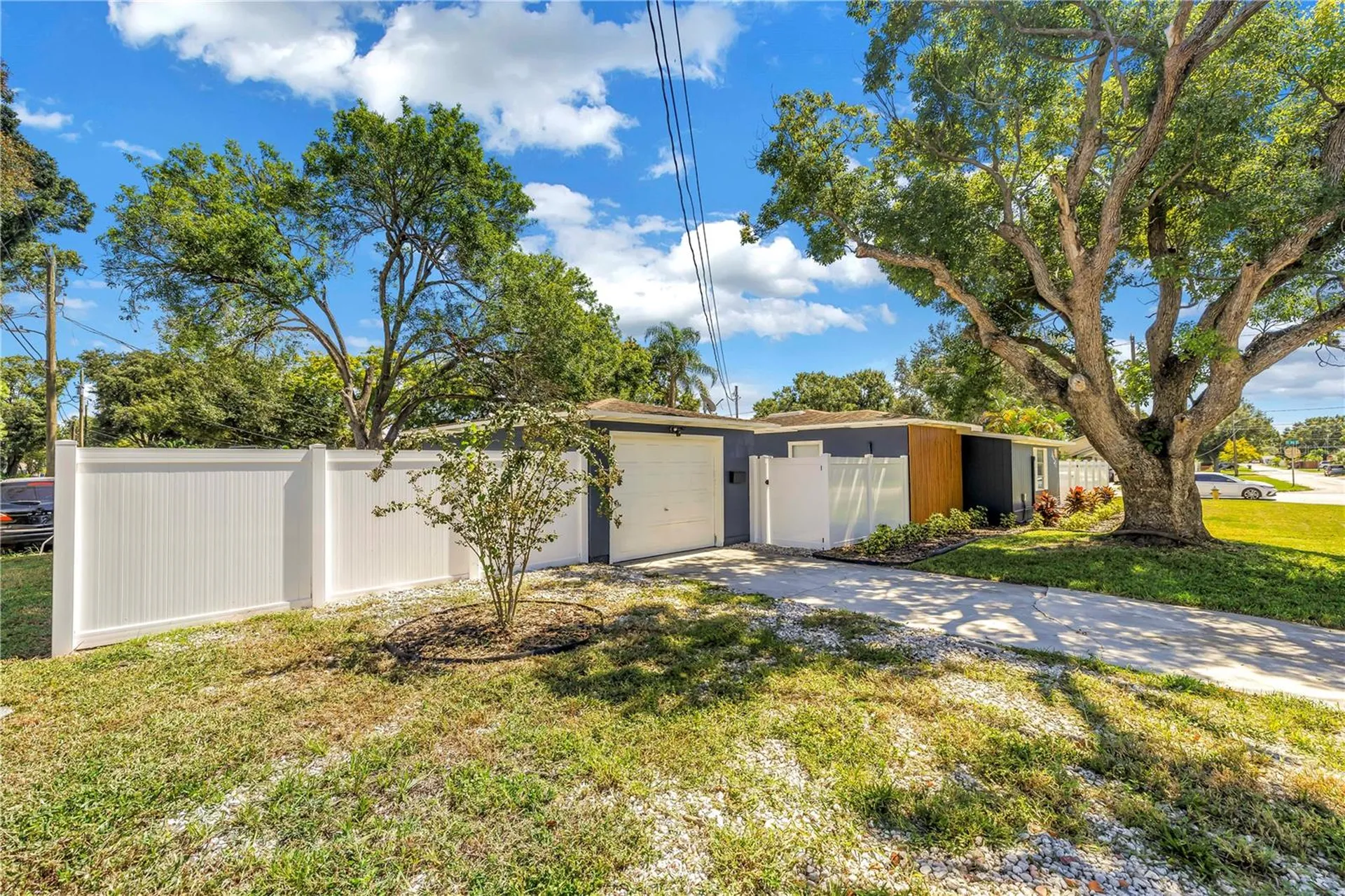 450 47th Street S St Petersburg FL 33711