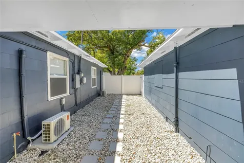 450 47th Street S St Petersburg FL 33711