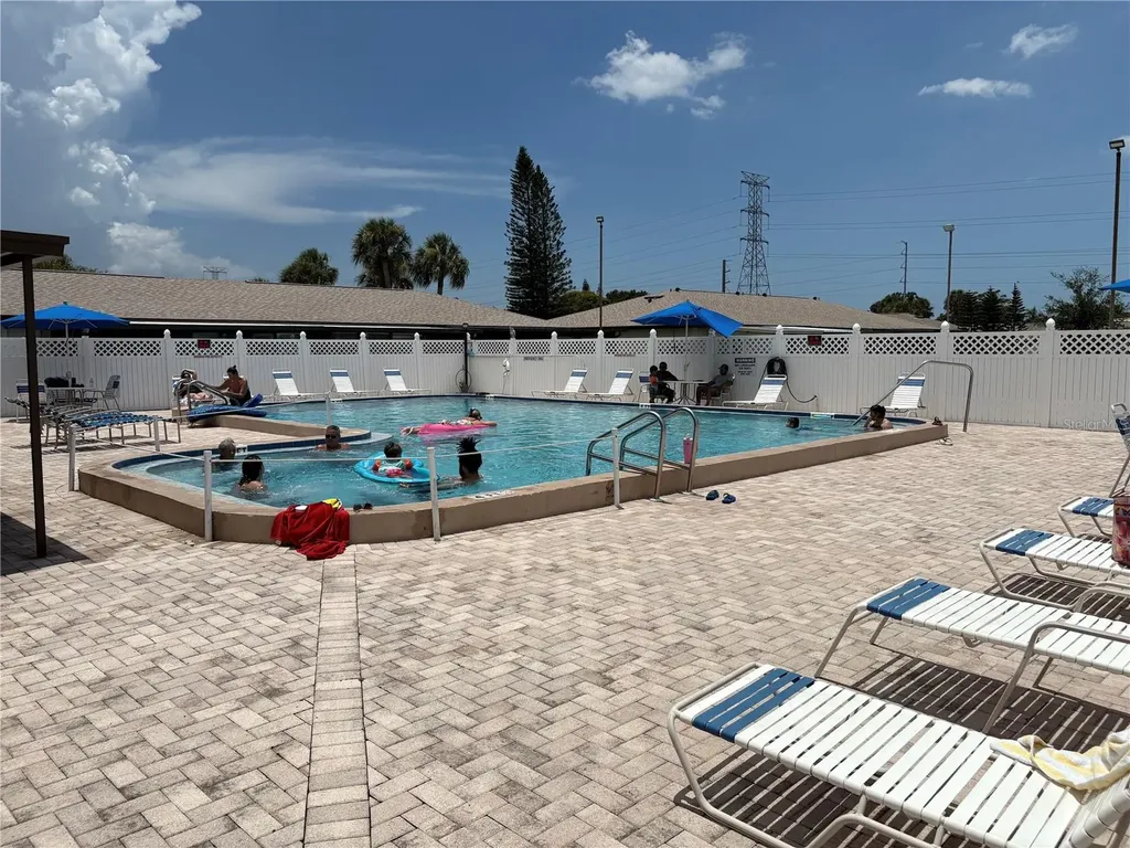 24862 Us Highway 19 N Clearwater FL 33763