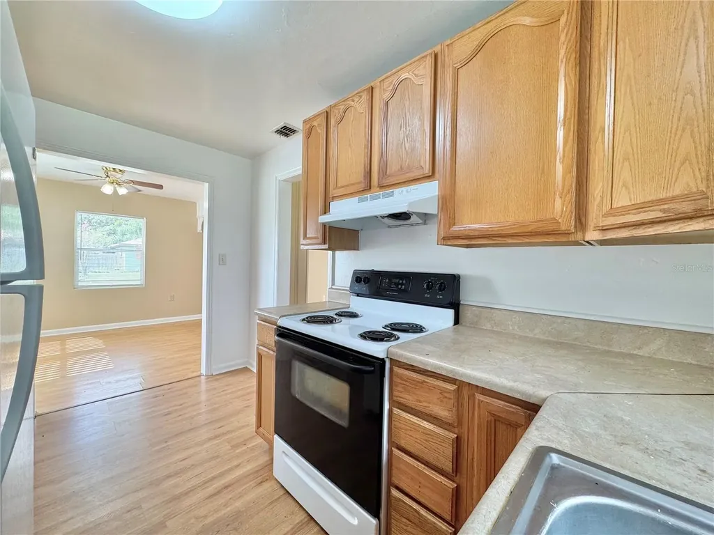 921 Avenue E NE Winter Haven FL 33881