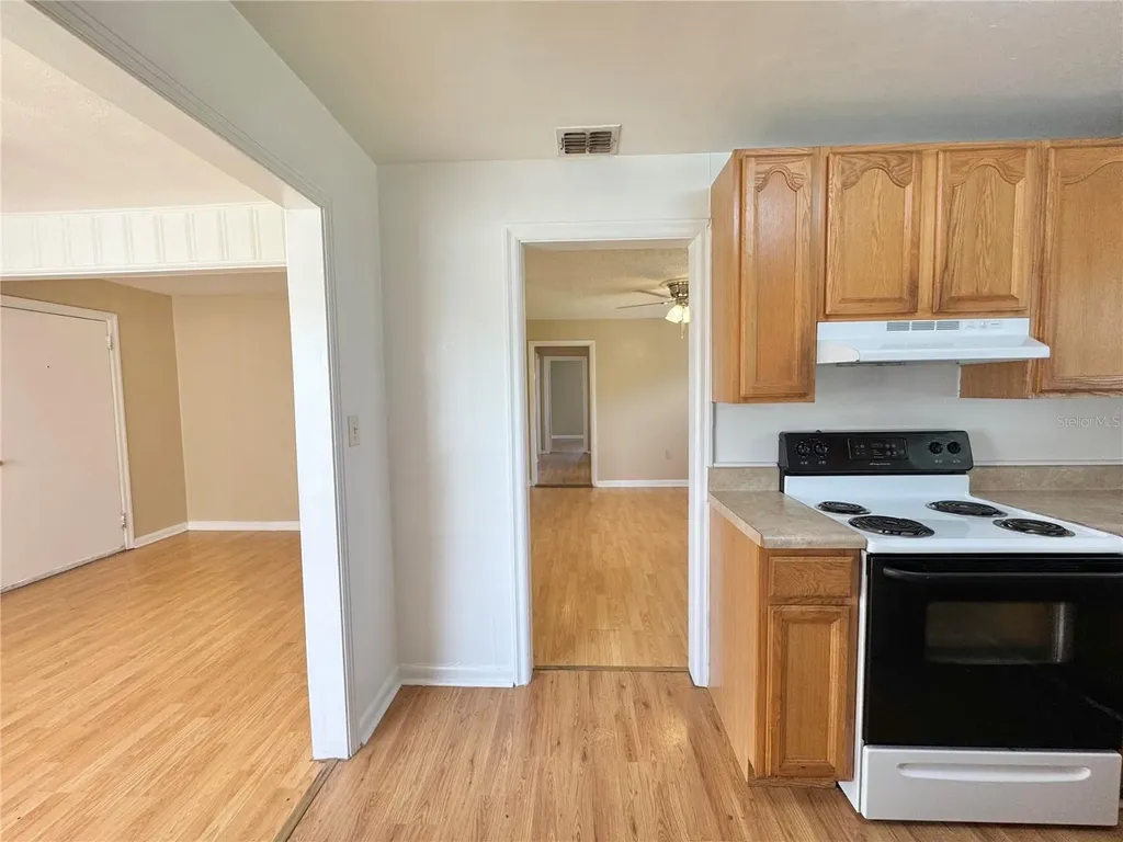 921 Avenue E NE Winter Haven FL 33881
