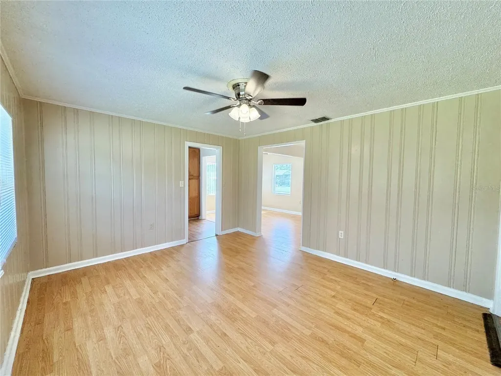 921 Avenue E NE Winter Haven FL 33881
