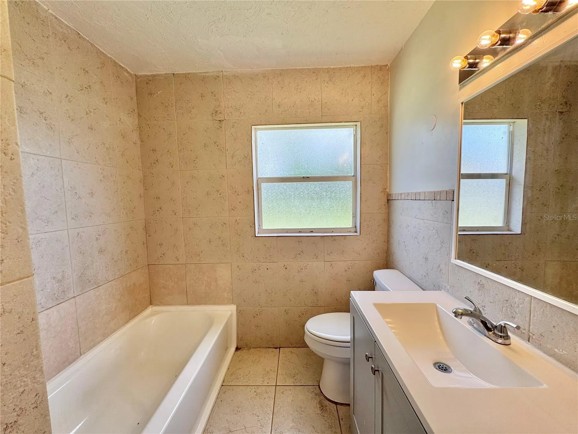 921 Avenue E NE Winter Haven FL 33881