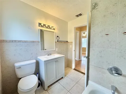 921 Avenue E NE Winter Haven FL 33881