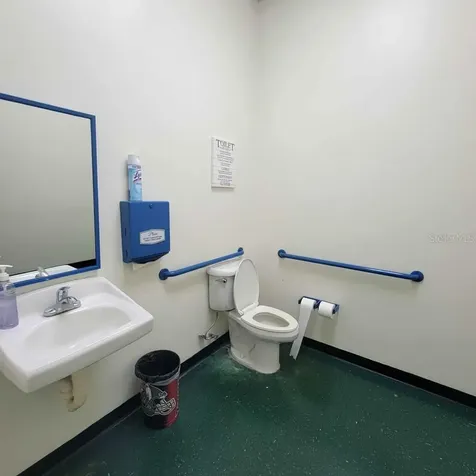 1162 W Osceola Parkway Kissimmee FL 34741