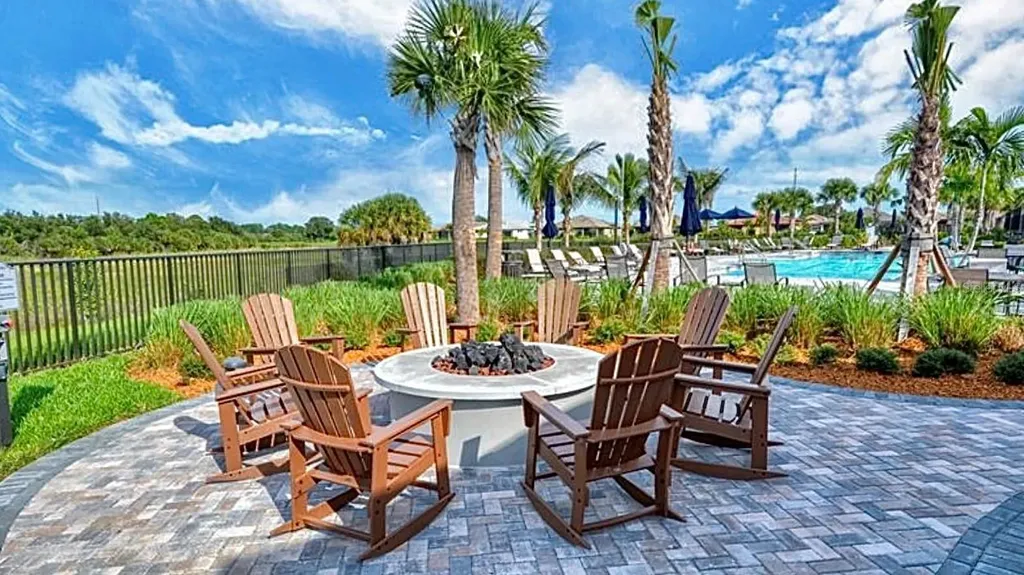 12287 Myrtle Bay Court Sarasota FL 34238