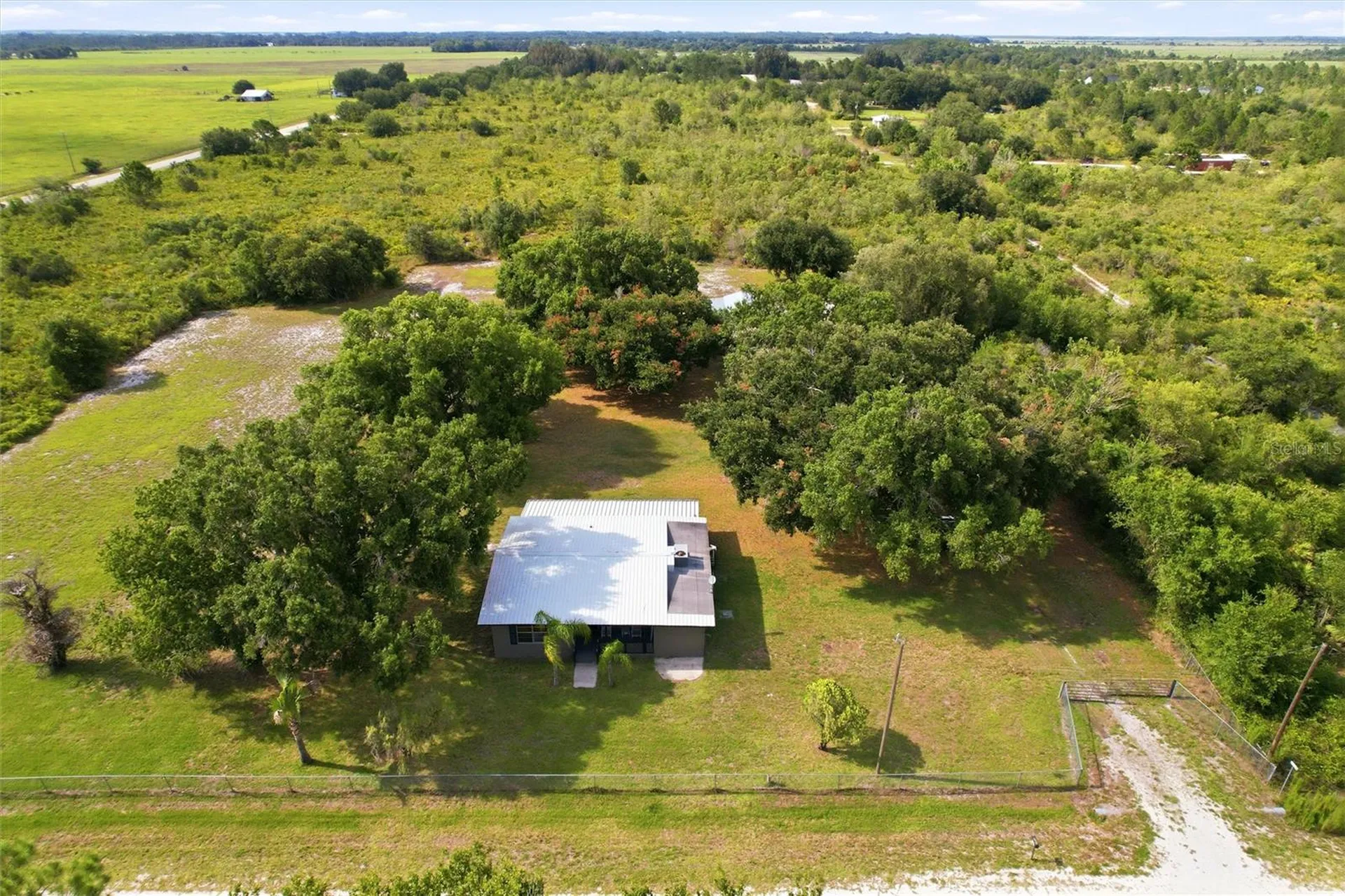 2616 Hacienda Drive Lorida FL 33857