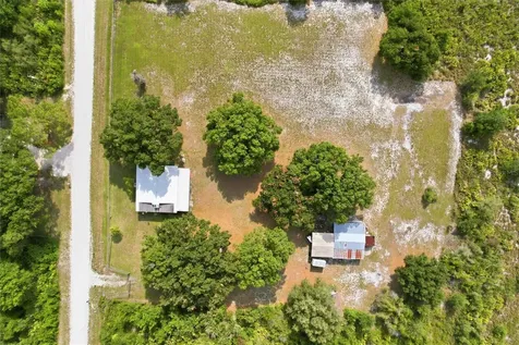 2616 Hacienda Drive Lorida FL 33857