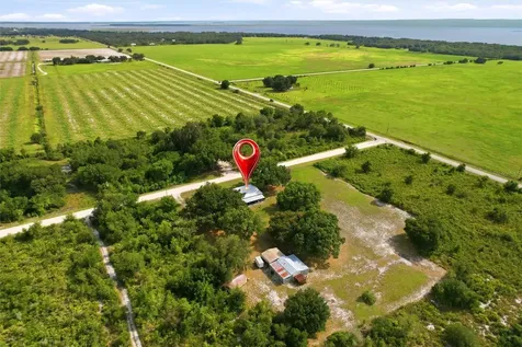 2616 Hacienda Drive Lorida FL 33857