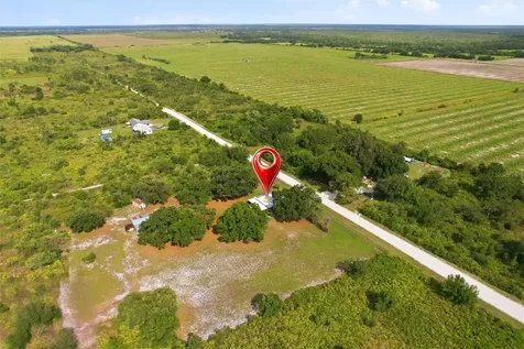 2616 Hacienda Drive Lorida FL 33857