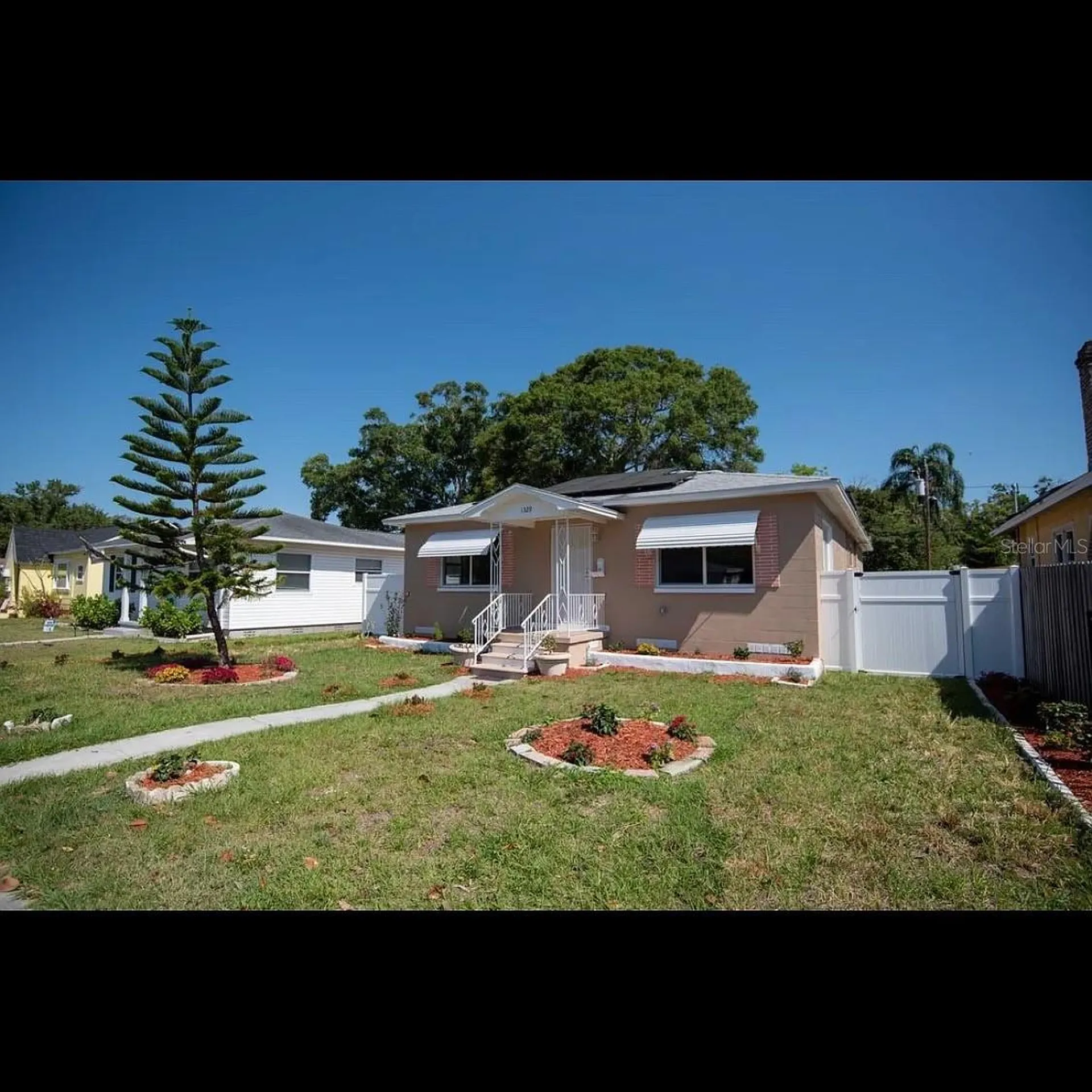 1329 34th Avenue N St Petersburg FL 33704