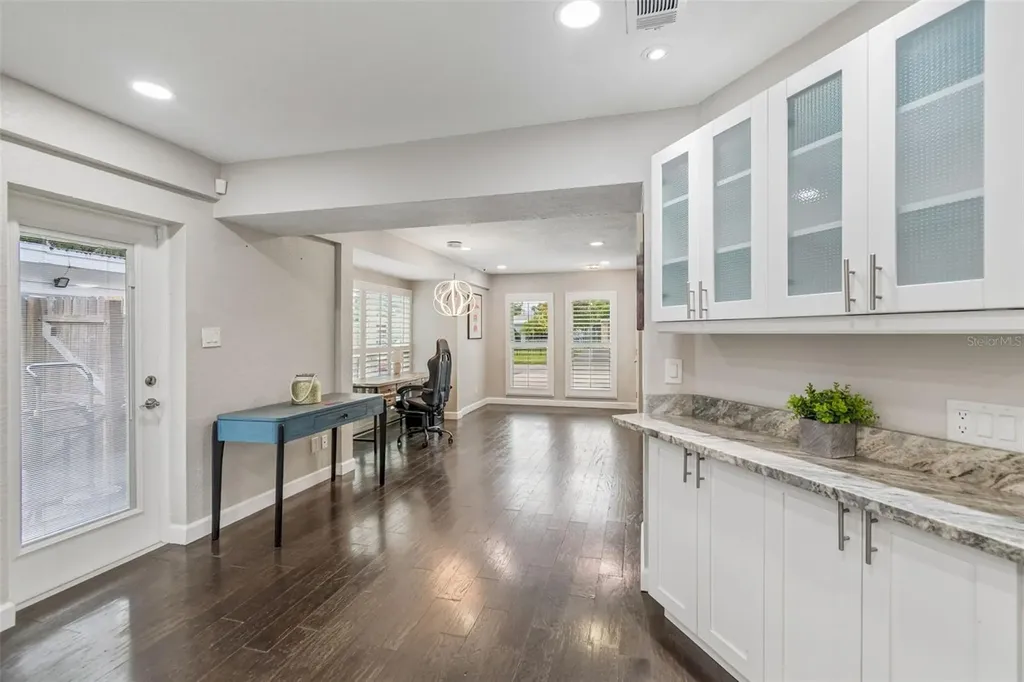 3316 W Kathleen Street Tampa FL 33607