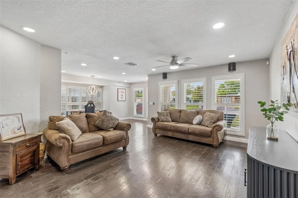 3316 W Kathleen Street Tampa FL 33607