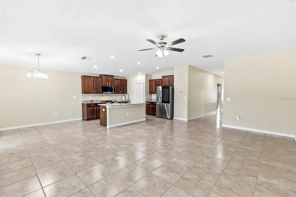 10633 Standing Stone Drive Wimauma FL 33598