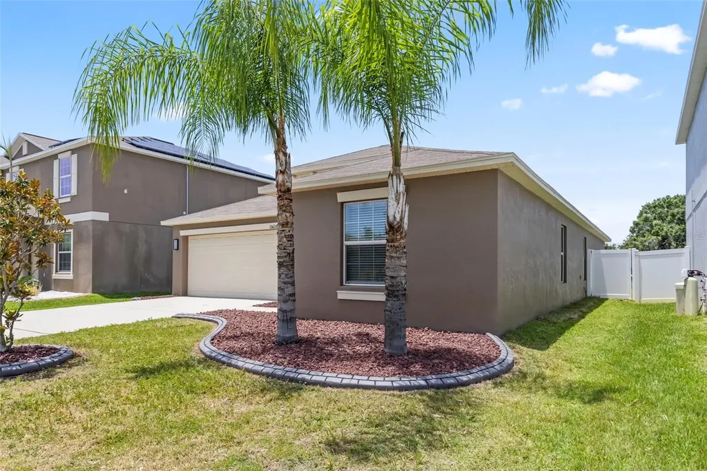 10633 Standing Stone Drive Wimauma FL 33598