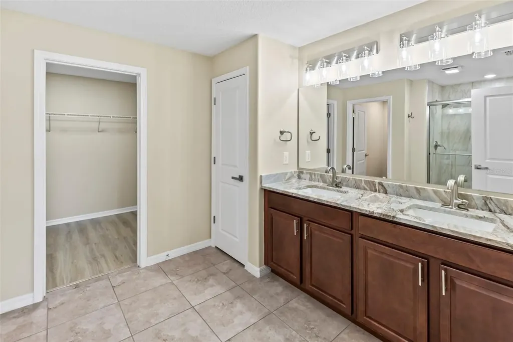 10633 Standing Stone Drive Wimauma FL 33598
