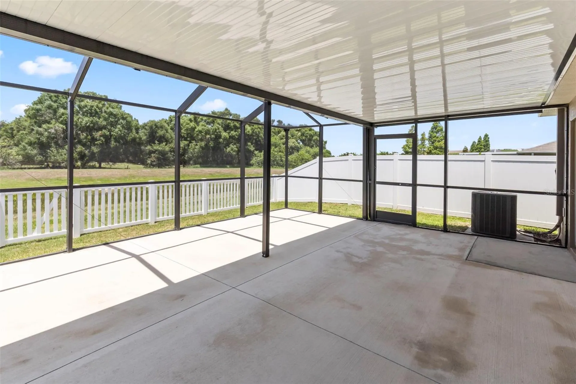10633 Standing Stone Drive Wimauma FL 33598
