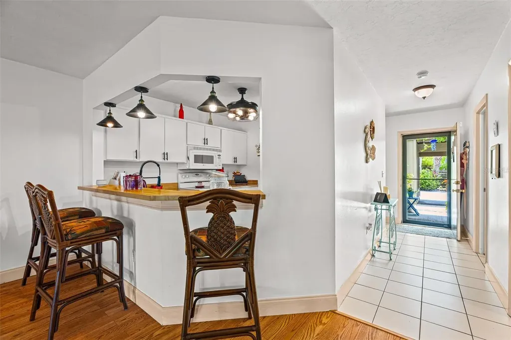 5326 Lake Arrowhead Trail Sarasota FL 34231