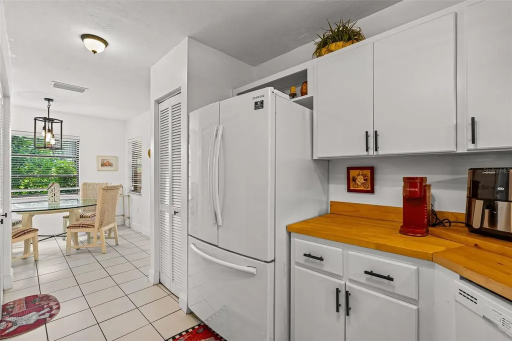 5326 Lake Arrowhead Trail Sarasota FL 34231
