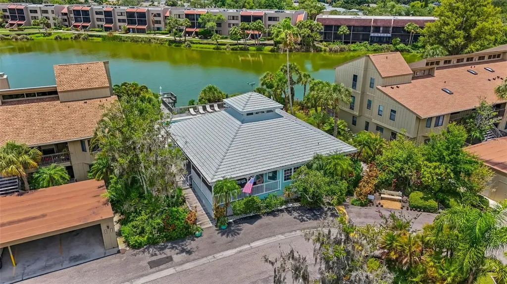 5326 Lake Arrowhead Trail Sarasota FL 34231