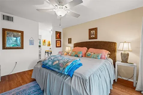 5326 Lake Arrowhead Trail Sarasota FL 34231