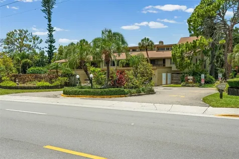 5326 Lake Arrowhead Trail Sarasota FL 34231