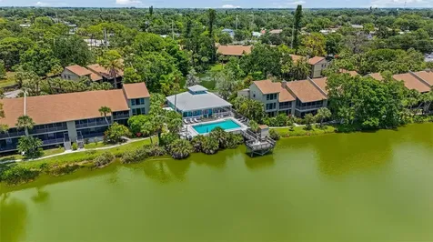 5326 Lake Arrowhead Trail Sarasota FL 34231