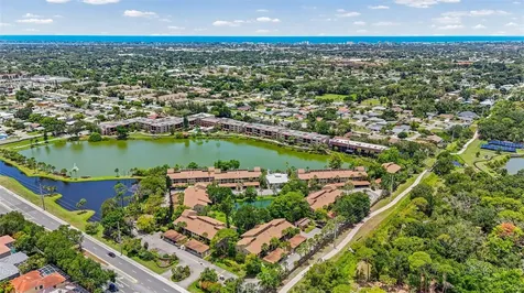 5326 Lake Arrowhead Trail Sarasota FL 34231