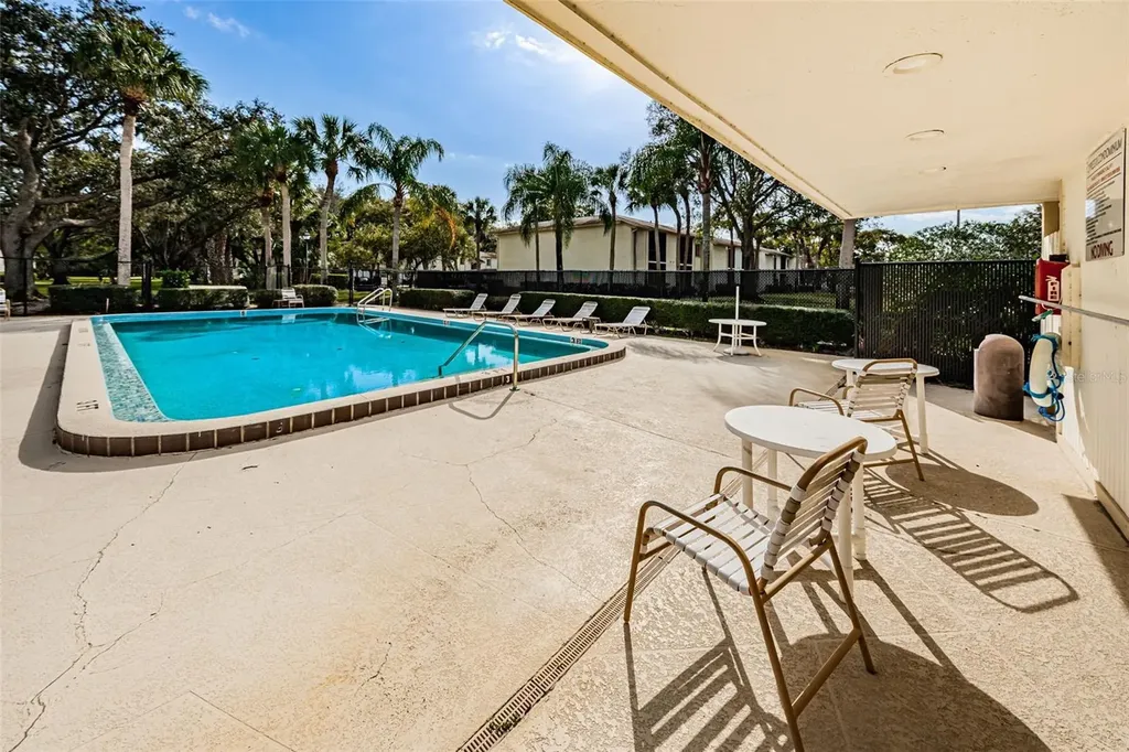 110 Cypress Court Oldsmar FL 34677
