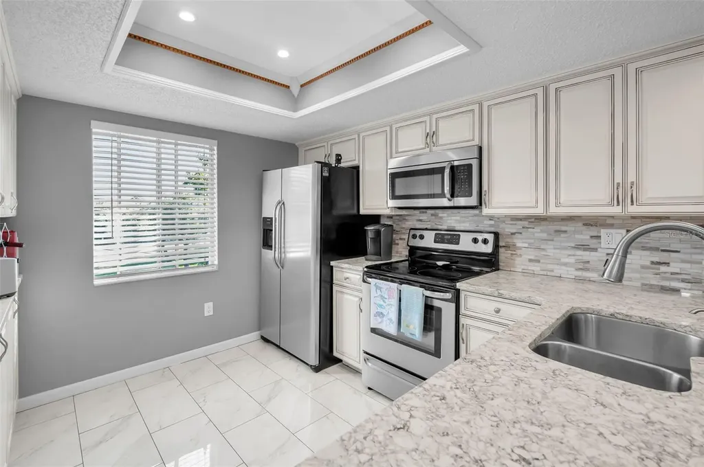 110 Cypress Court Oldsmar FL 34677