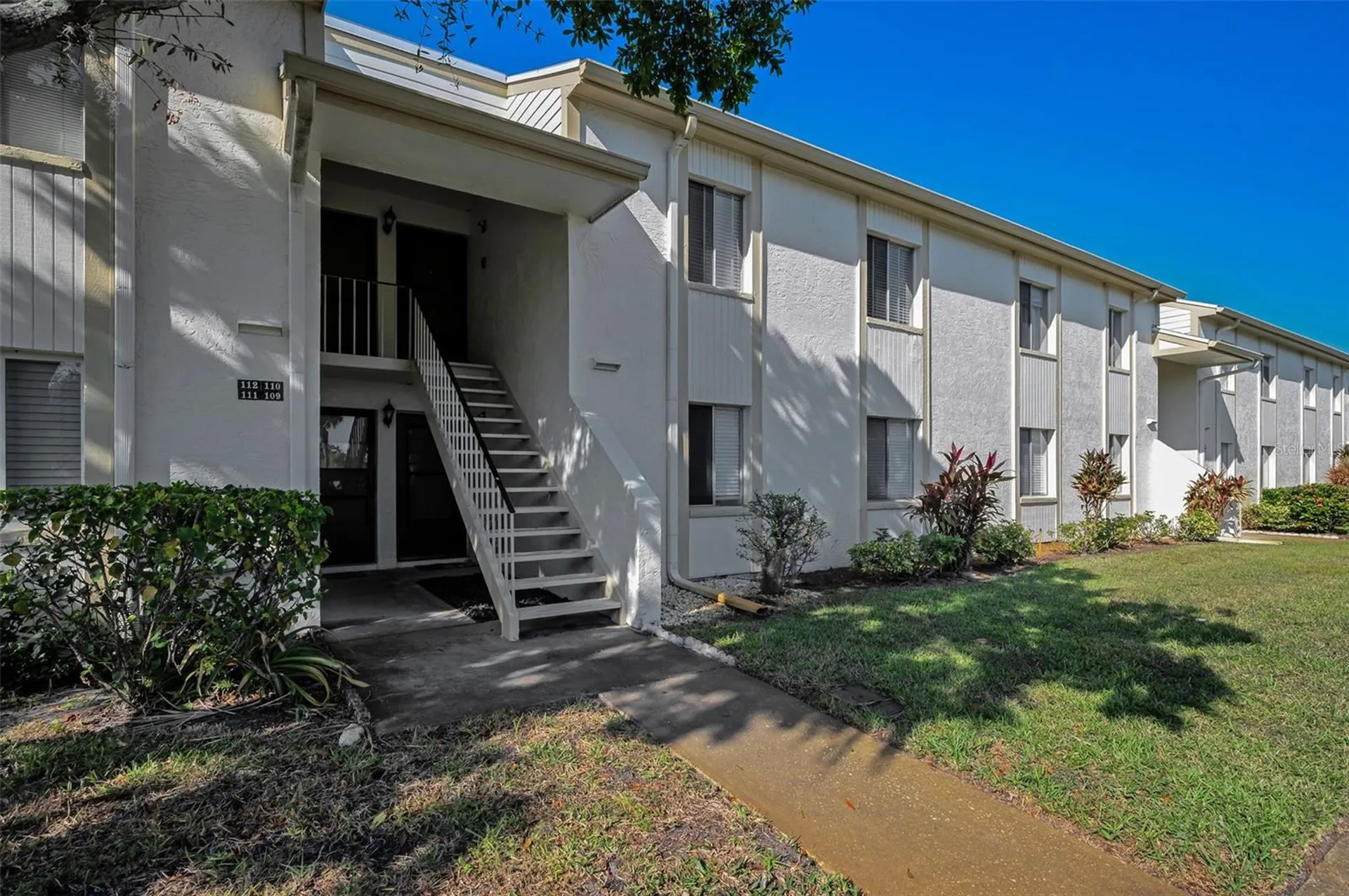 110 Cypress Court Oldsmar FL 34677