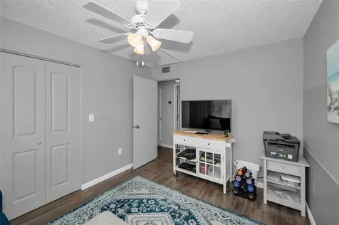 110 Cypress Court Oldsmar FL 34677