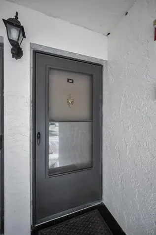 110 Cypress Court Oldsmar FL 34677
